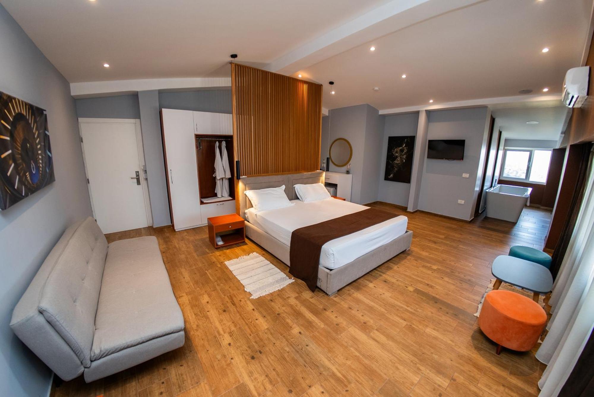 Olivar Hotel Tirana Selitë e Vogël Esterno foto