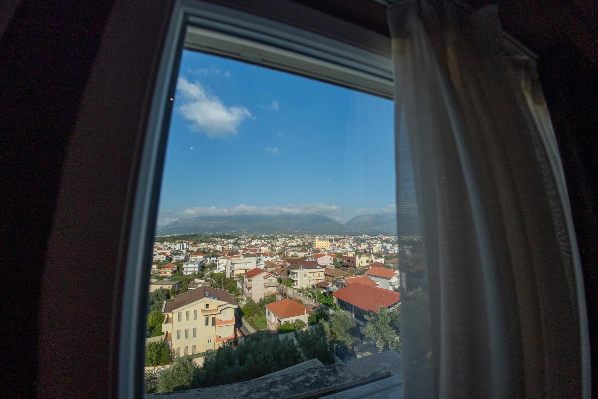 Olivar Hotel Tirana Selitë e Vogël Esterno foto