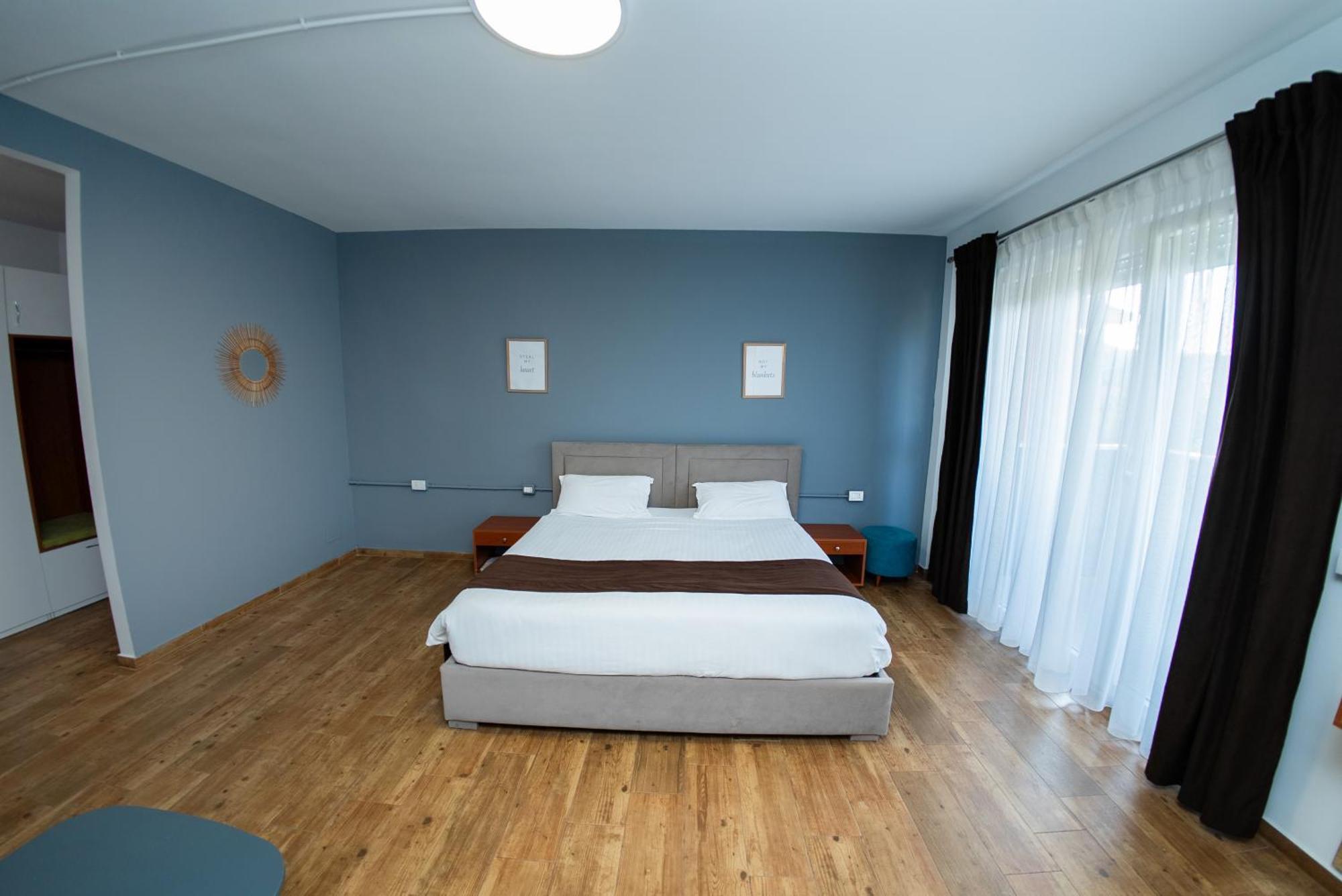 Olivar Hotel Tirana Selitë e Vogël Esterno foto