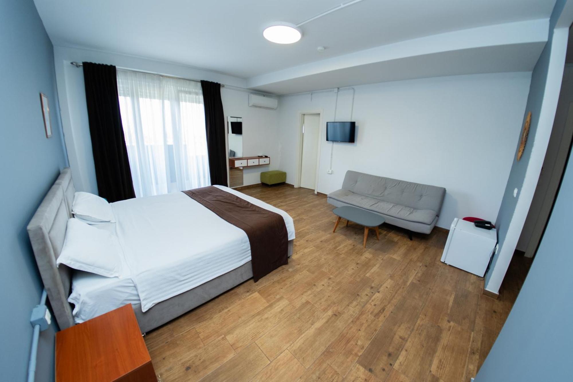 Olivar Hotel Tirana Selitë e Vogël Esterno foto