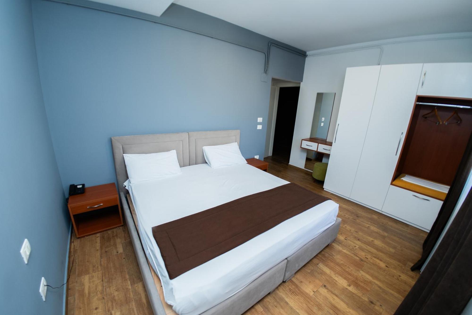 Olivar Hotel Tirana Selitë e Vogël Esterno foto
