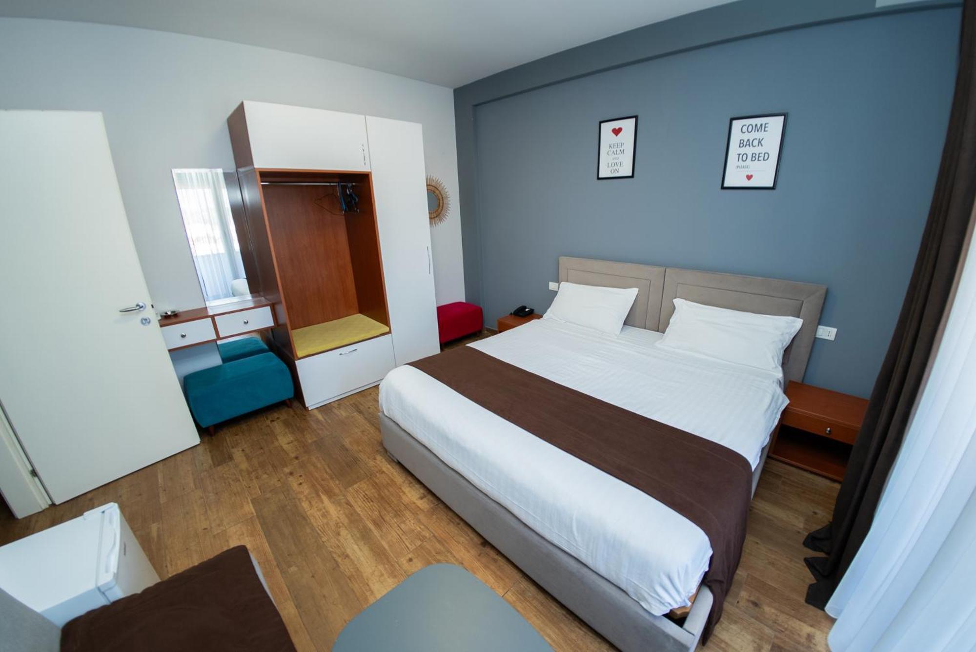 Olivar Hotel Tirana Selitë e Vogël Esterno foto