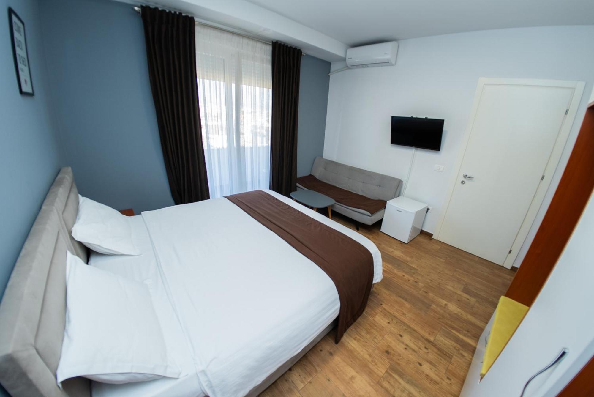 Olivar Hotel Tirana Selitë e Vogël Esterno foto